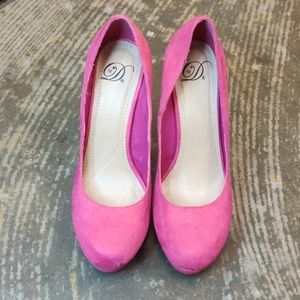 Heart in D Hot Pink High Heels